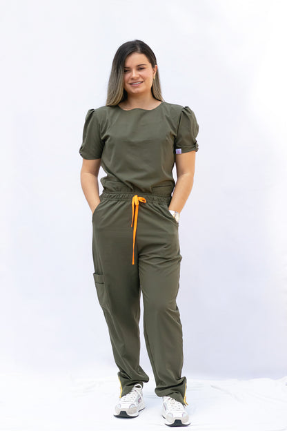 Uniforme Antifluido Alma (Verde)